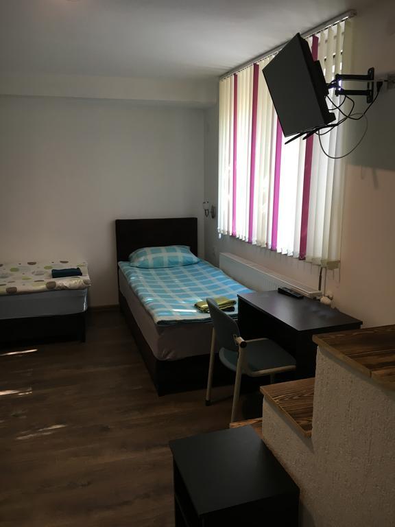 Pension Haus Baron 2 Friedrichsfeld 에딘겐넥카르하우젠 외부 사진
