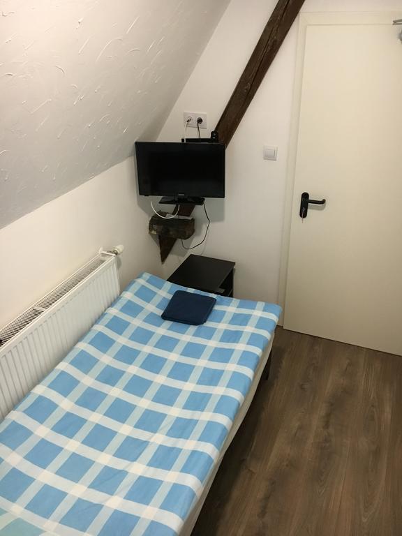 Pension Haus Baron 2 Friedrichsfeld 에딘겐넥카르하우젠 외부 사진