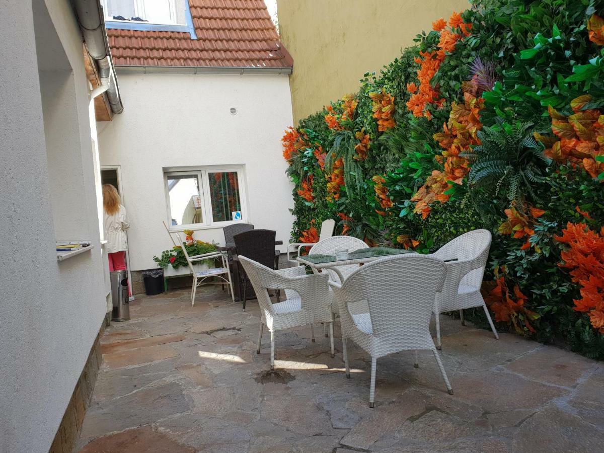 Pension Haus Baron 2 Friedrichsfeld 에딘겐넥카르하우젠 외부 사진