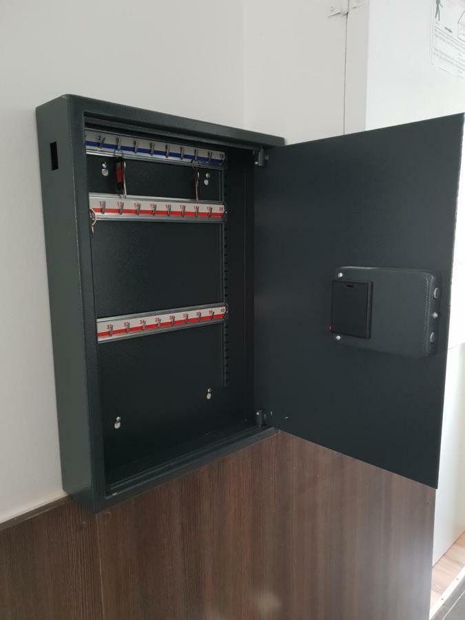 Pension Haus Baron 2 Friedrichsfeld 에딘겐넥카르하우젠 외부 사진